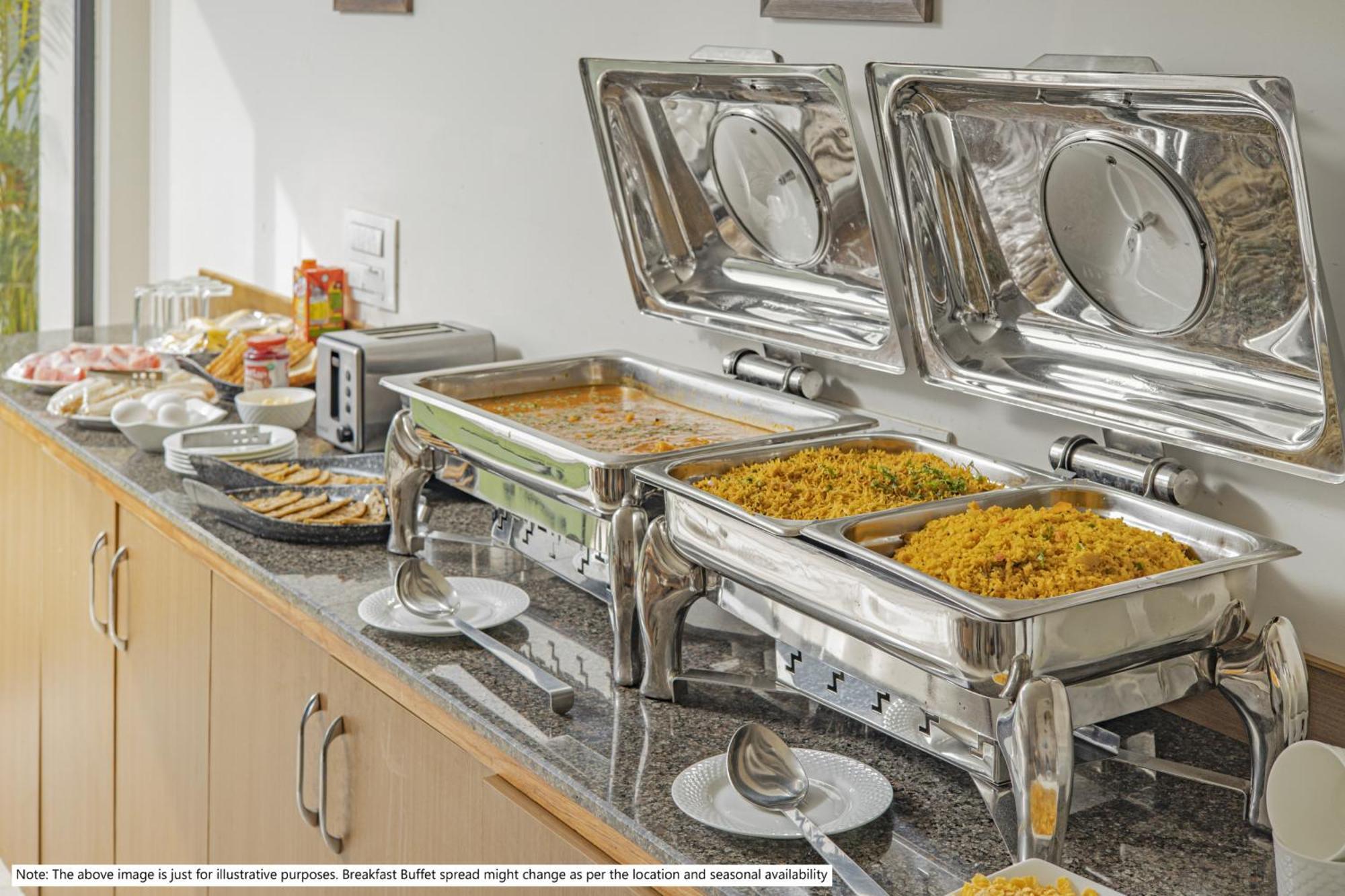 Itsy Hotels Krishna Residency, Govardhan Chauraha Mathura Bagian luar foto